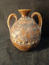 Ancienne Amphore A Décor De Colombes Et Motifs Géométriques.