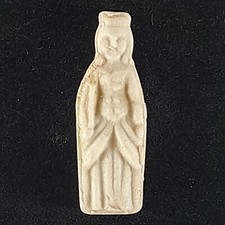 LA REINE Fève Limoges Castel