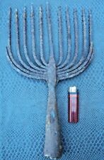 ancienne fouène en fer forgé art populaire dans son jus 18/19 ème