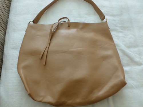 Neuf tres classe sac - neuf,
