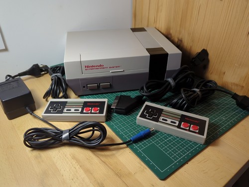 Nintendo nes 1985 console - nintendo,