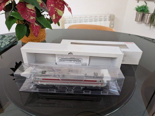 Märklin 39401 locomotive - märklin, h0