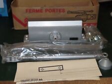 Ferme porte Ryobi Serie 70