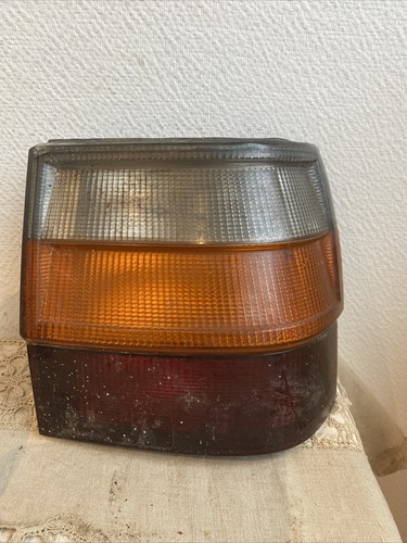 Ancien feu arrière - feu, droit