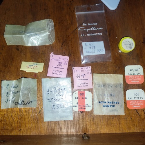 Lot piece divers - lot,
