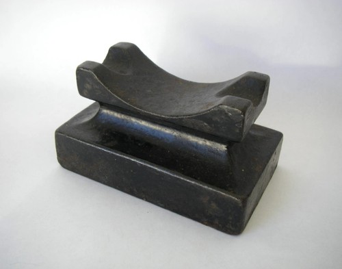 Ancienne petite enclume - ancienne,