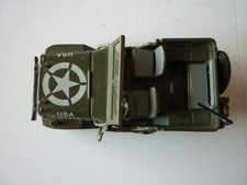 Jeep Willys Military , super détaillée, marque ATLAS - 1/43