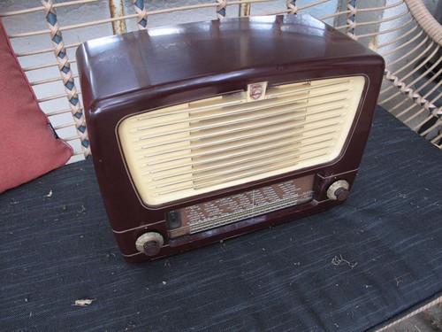 Radio vintage tsf philips - /,