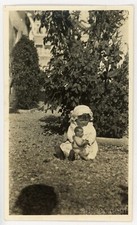 Snapshot - TODDLER & DOLL Original Antique Found Photo 1910s Vintage Toy France