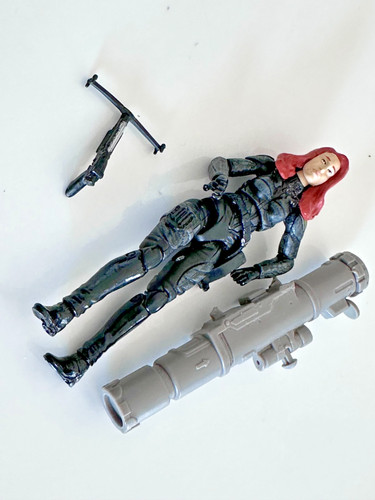 Joe roc figurine - joe, shana