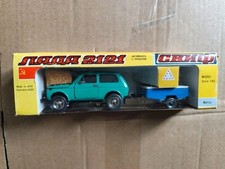 Voiture Lada Niva 2121