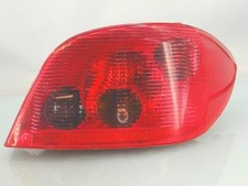 Feu arriere principal droit