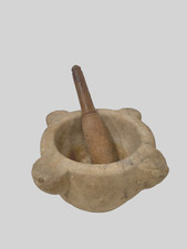 pilon et son mortier en marbre