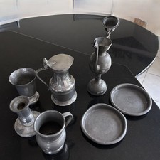 Divers objets Etain  pichets