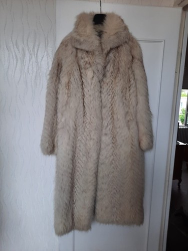 Manteau renard bleu - , allongé