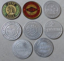 8 timbres monnaies, chaussures