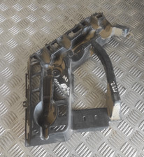 Support pare choc bouclier