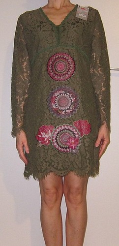 Robe dentelle kaki - , idees