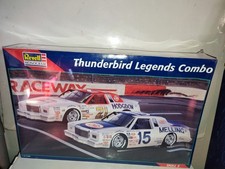 MAQUETTE REVELL MONOGRAM - 1/24 - THUNDERBIRD LEGENDS COMBO  - NEUF SCELLE