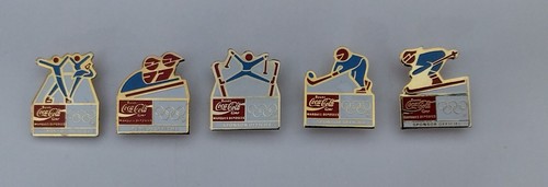 Lot pins coca - cola, année
