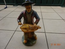 JOUEUR DE VIELLE EN FAIENCE AUVERGNE VOLVIC