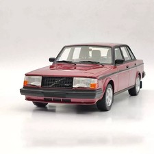 VOLVO 244 Turbo 1981 1/18 DNA