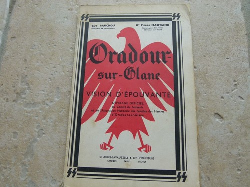 Livre sur les massacres - livre,