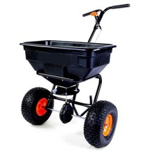 Épandeur centrifuge sur roues