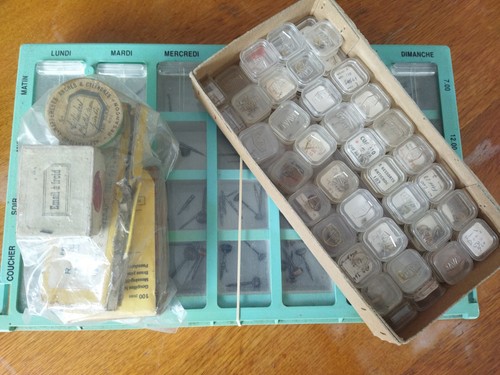 Lot fournitures horlogerie - fournitures,