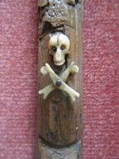 Cadre bois sculpté doré