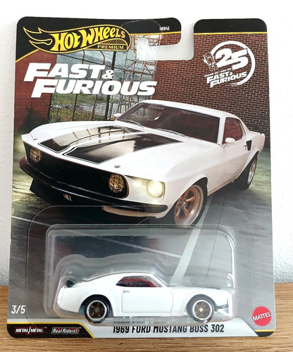 Hot wheels premium fast - premium, &