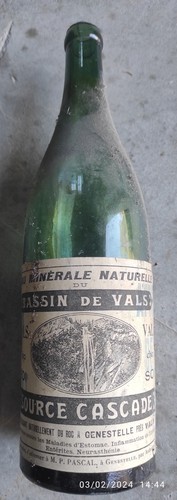 Ancienne bouteille eau - bouteille, d'eau