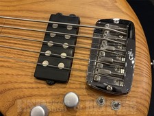 Main gauche Aria Pro II