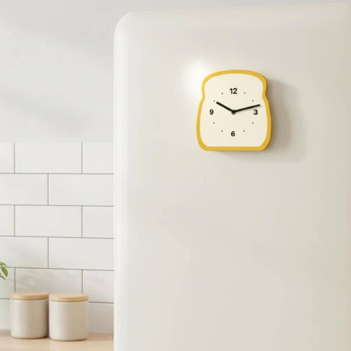 Horloge forme pain sans - de,