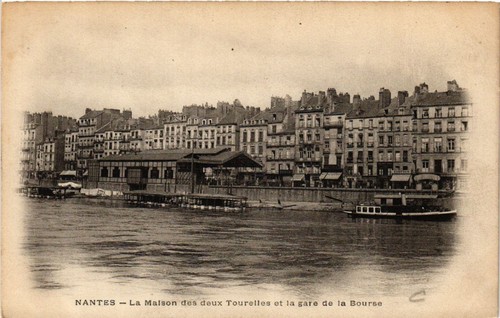 Cpa nantes la maison des - -,