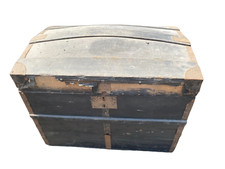 ANCIENNE MALLE DE VOYAGE EN