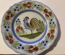 Assiette HB Quimper Henriot 