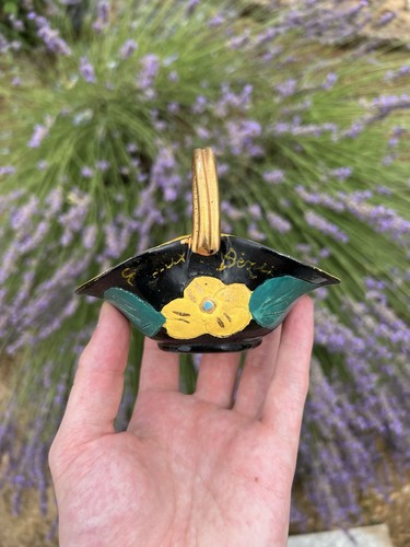 Petit panier corbeille