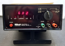 MULTIMETRE DE TABLE SCHLUMBERGER  7050  5.5 Digits , V & I eff