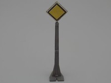 Panneau de signalisation avertissement losange jaune