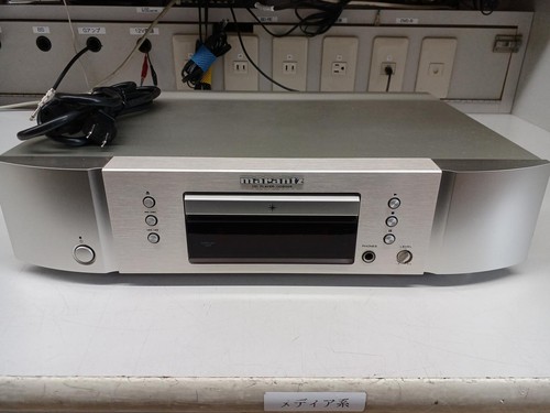 Marantz cd5005 player with - player,