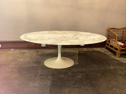 Eero saarinen marble - saarinen, 78”
