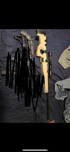 Airsoft revolver and sniper