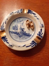 Cendrier en faïence