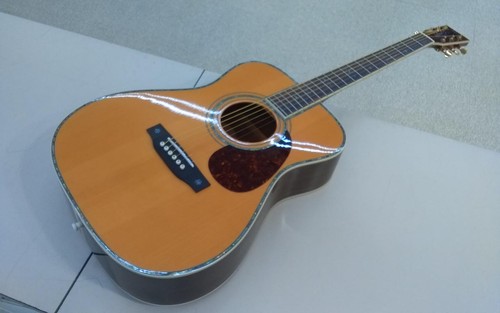 Yairi na folk guitar - folk,