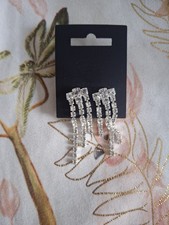 boucles d'oreilles strass fantaisie