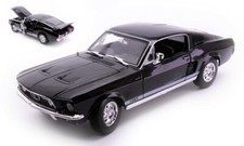 Maisto FORD MUSTANG GTA FASTBACK 1967 BLACK 1:18