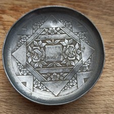 Petite coupelle tripode en métal ART DECO fleurs roses 70 mm décor Géométrique