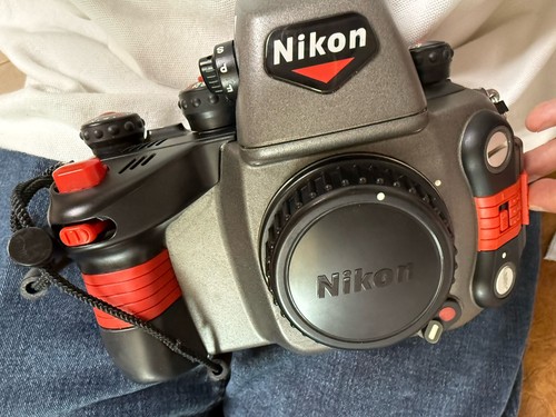 Working nikon nikonos af - nikon, rs