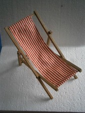 JOUET ANCIEN CHAISE LONGUE TRANSAT POUR POUPEE JOUET DE BAZAR  VINTAGE EN L'ETAT